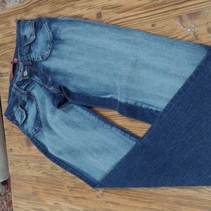 Ladies faded blue denim bootcut jeans from Robert's of Great Britain